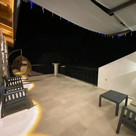 Hotell Casa Perla 4*